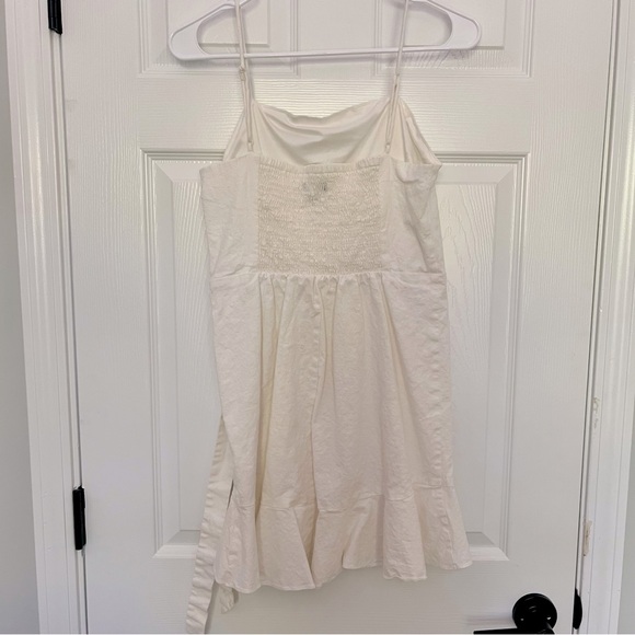 Express Linen Ruffle Dress - Picture 2 of 3